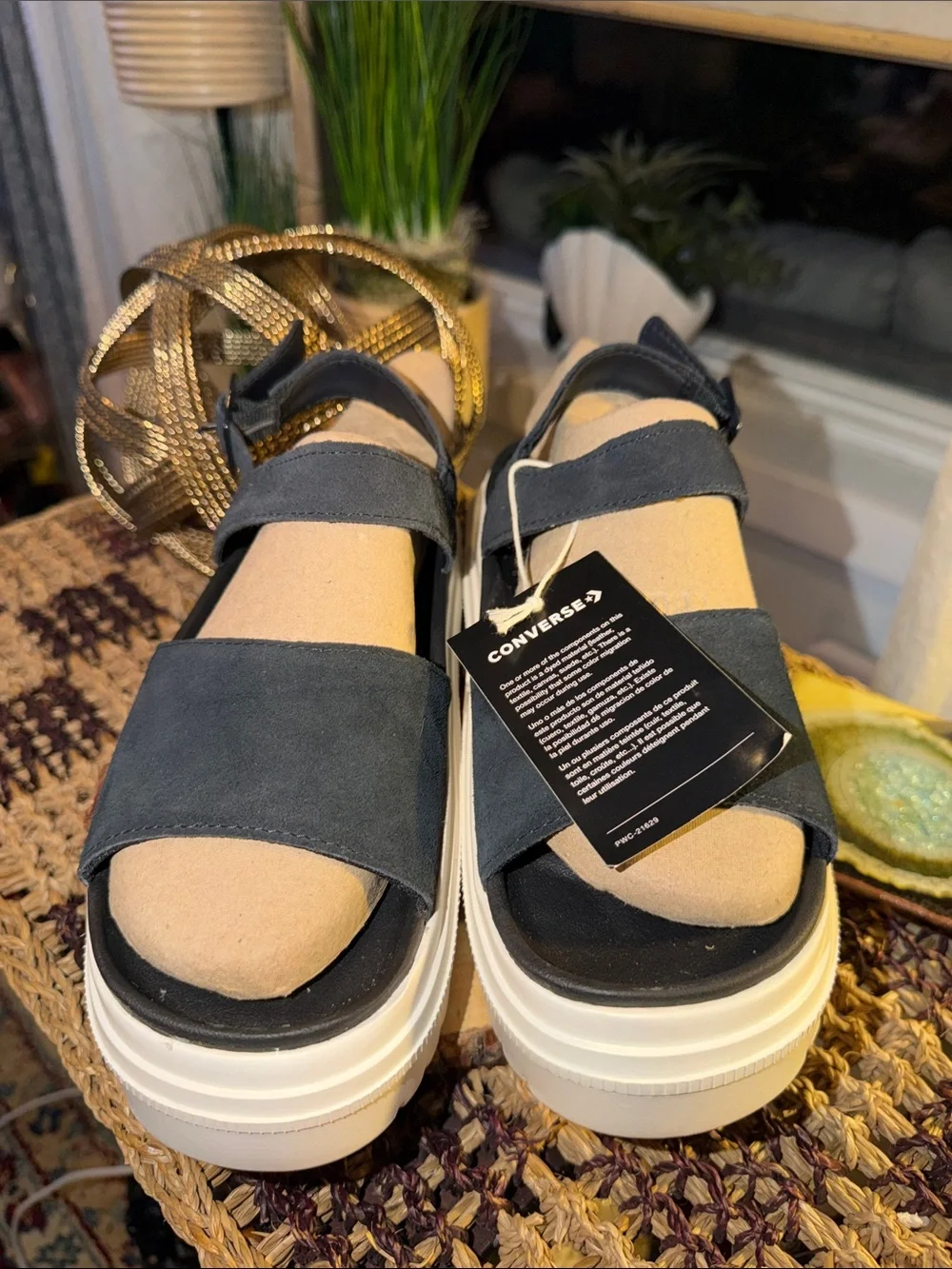 Converse Run Star Platform Leather Sandals Black NWT A20645C